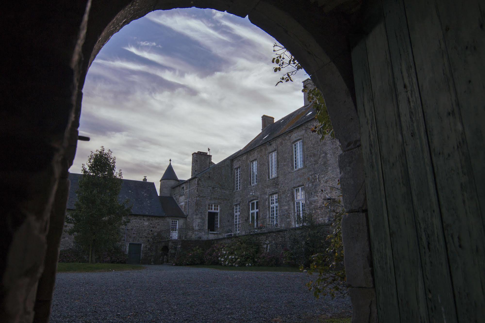 Le Chateau De Claids Saint-Patrice-de-Claids Exterior foto